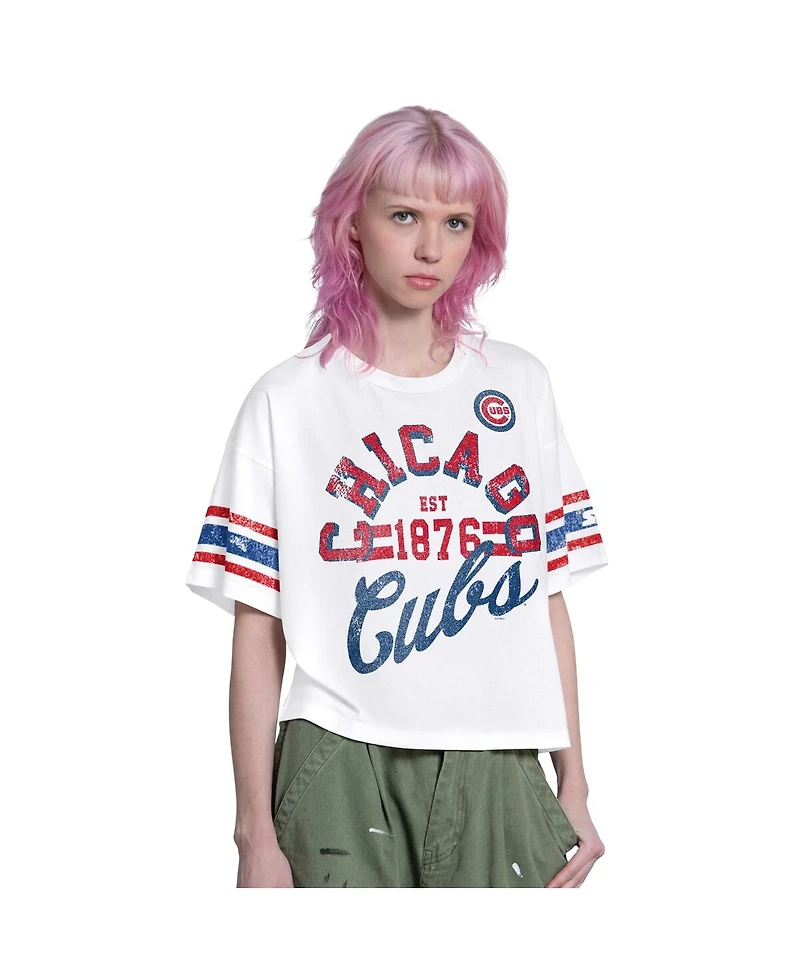 Starter Women's White Chicago Cubs Cropped Hurry Up Offense T-Shirt