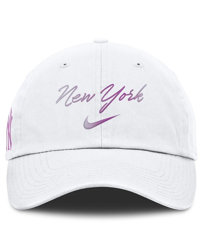 Nike Women's White New York Yankees Mother's Day Club Adjustable Hat