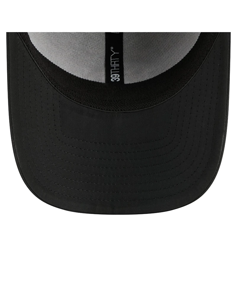 New Era Men's Black Utah Mammoth Logo 39THIRTY Flex Hat