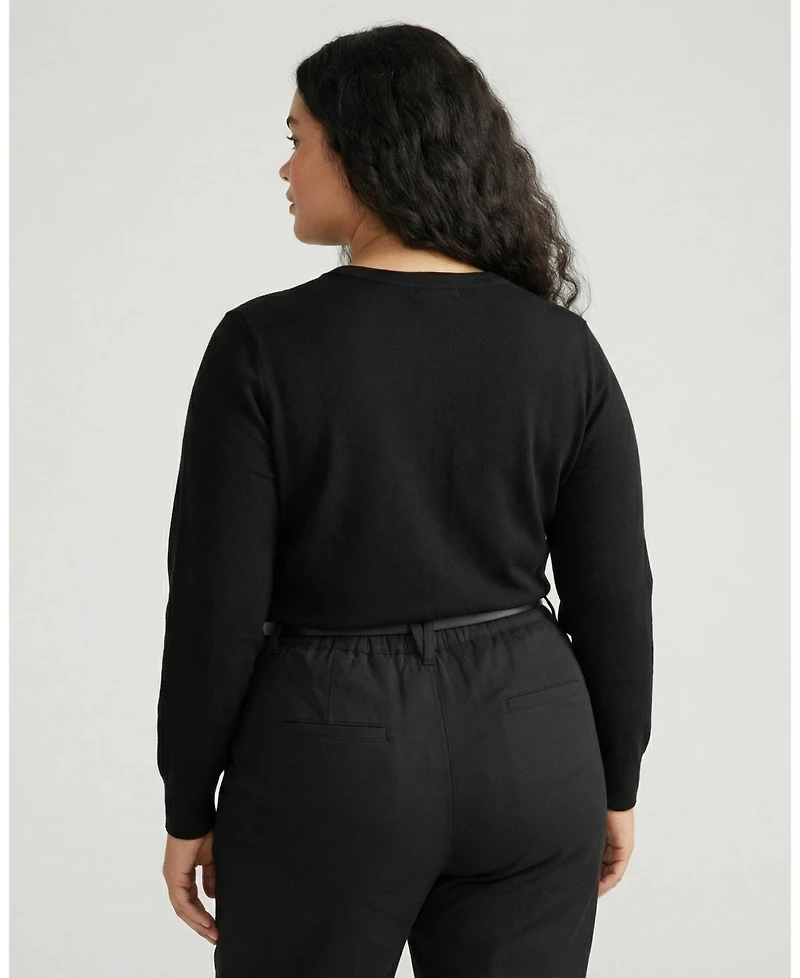 Universal Standard Plus Size Savvy Fine Knit V Sweater