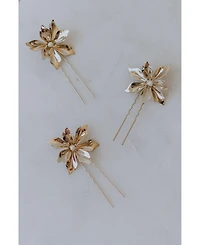 Untamed Petals Comet Pearl Pins