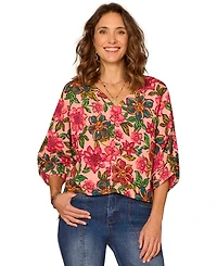Democracy Women's Printed V-Neck Top