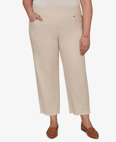 Alfred Dunner Plus Camden Market Tonal Floral Applique Ankle Jeans