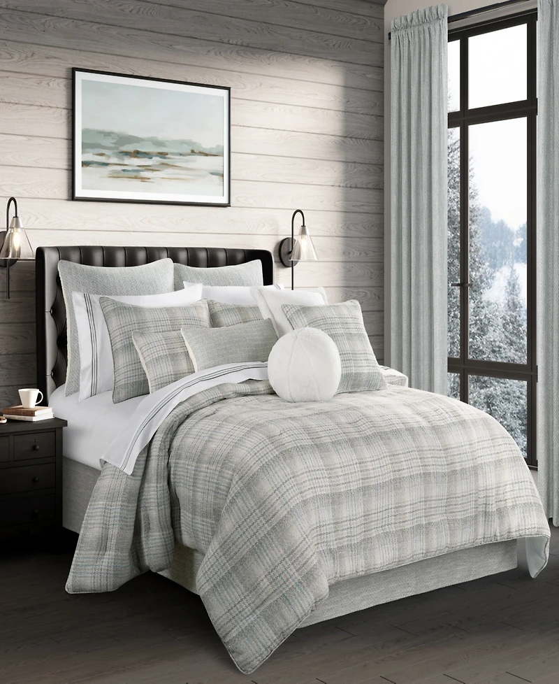 J Queen New York Alejandro Plaid 4-Piece Comforter Set