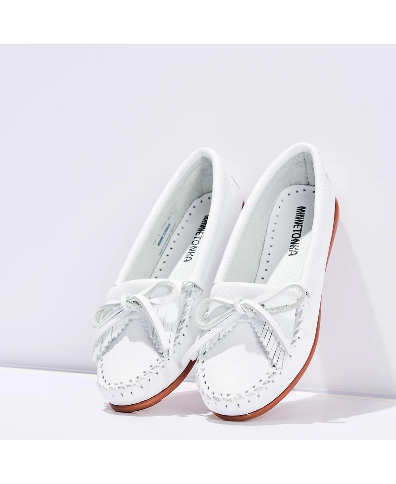 Minnetonka Women's Kilty Leather Moccasins