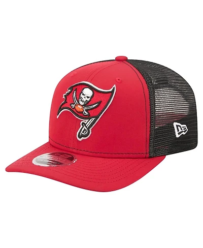 New Era Men's Red Tampa Bay Buccaneers 9SEVENTY Trucker Adjustable Hat