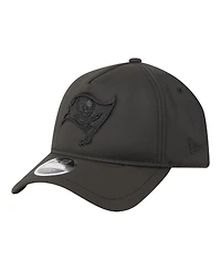 New Era Men's Black Tampa Bay Buccaneers Apex 9FORTY Adjustable Hat