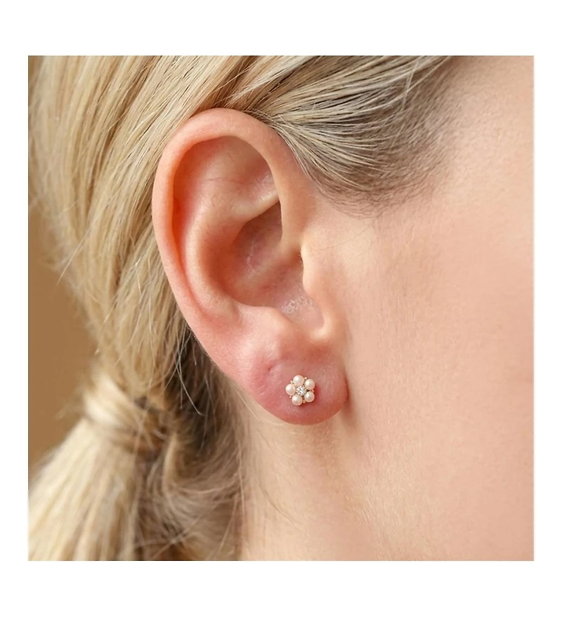 The Lovery Pearl Flower Stud Earrings 14K Yellow Gold