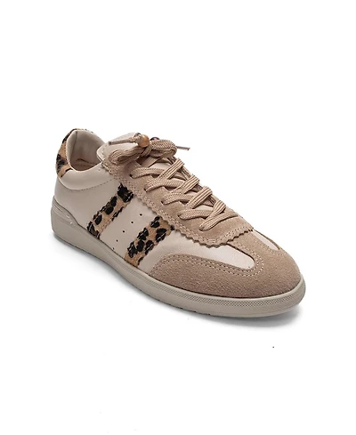 Forever & Always Shoes Women's Ardix Leather Sneaker