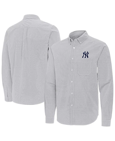Antigua Men's Gray New York Yankees Porter Woven Long Sleeve Button-Down Shirt