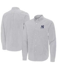 Antigua Men's Gray New York Yankees Porter Woven Long Sleeve Button-Down Shirt