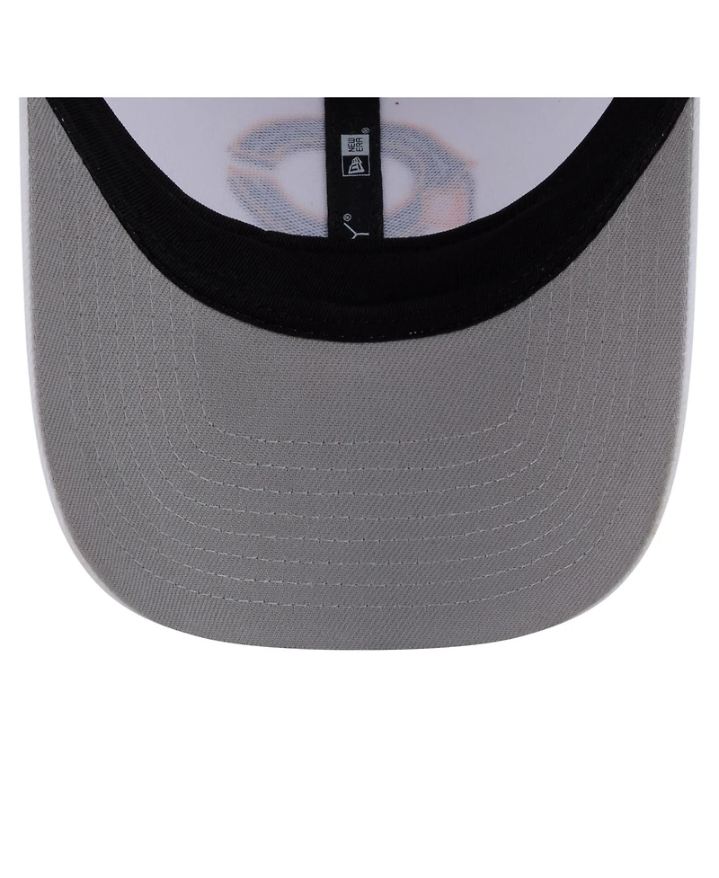 New Era Men's White Cincinnati Reds Flag 9FORTY Trucker Adjustable Hat