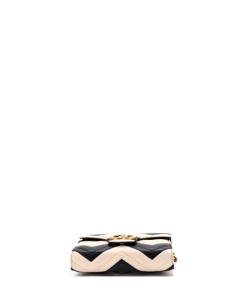 Pre-Owned Gucci Mini Gg Marmont Chain Wallet Matelasse Leather