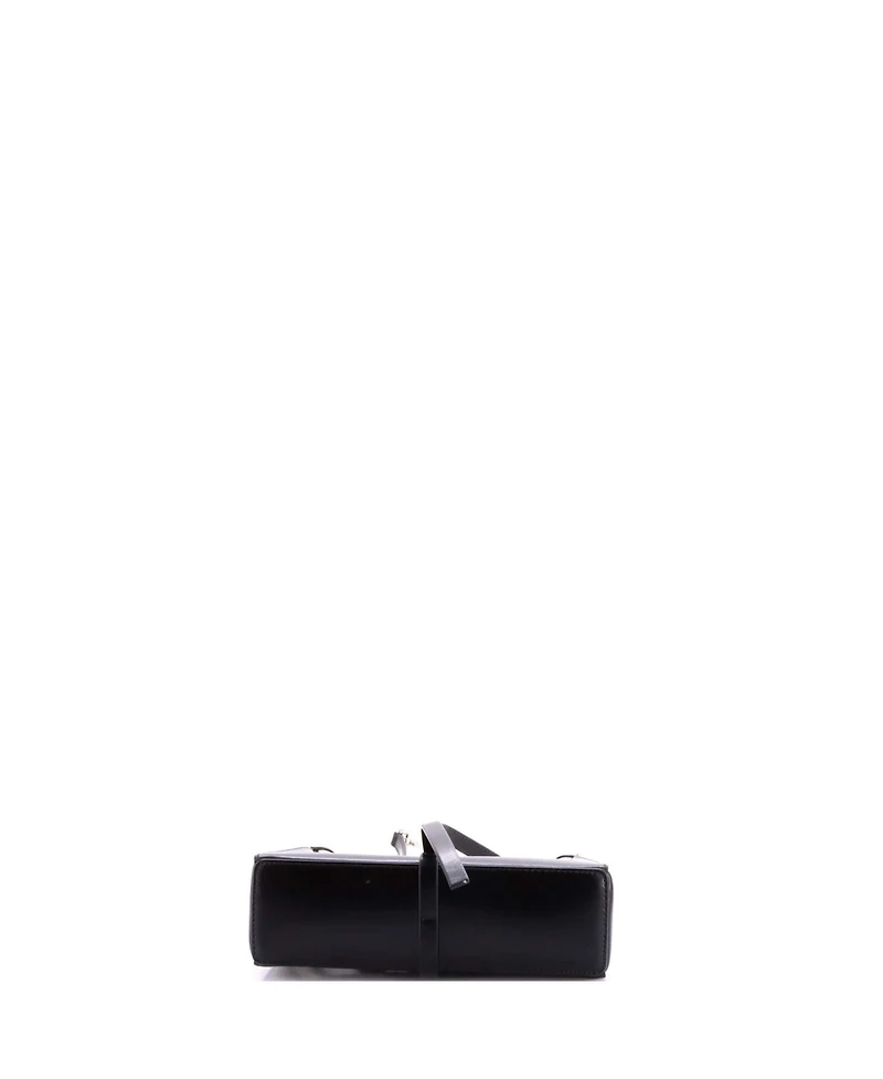 Pre-Owned Givenchy Mini Cut Out Bag Leather