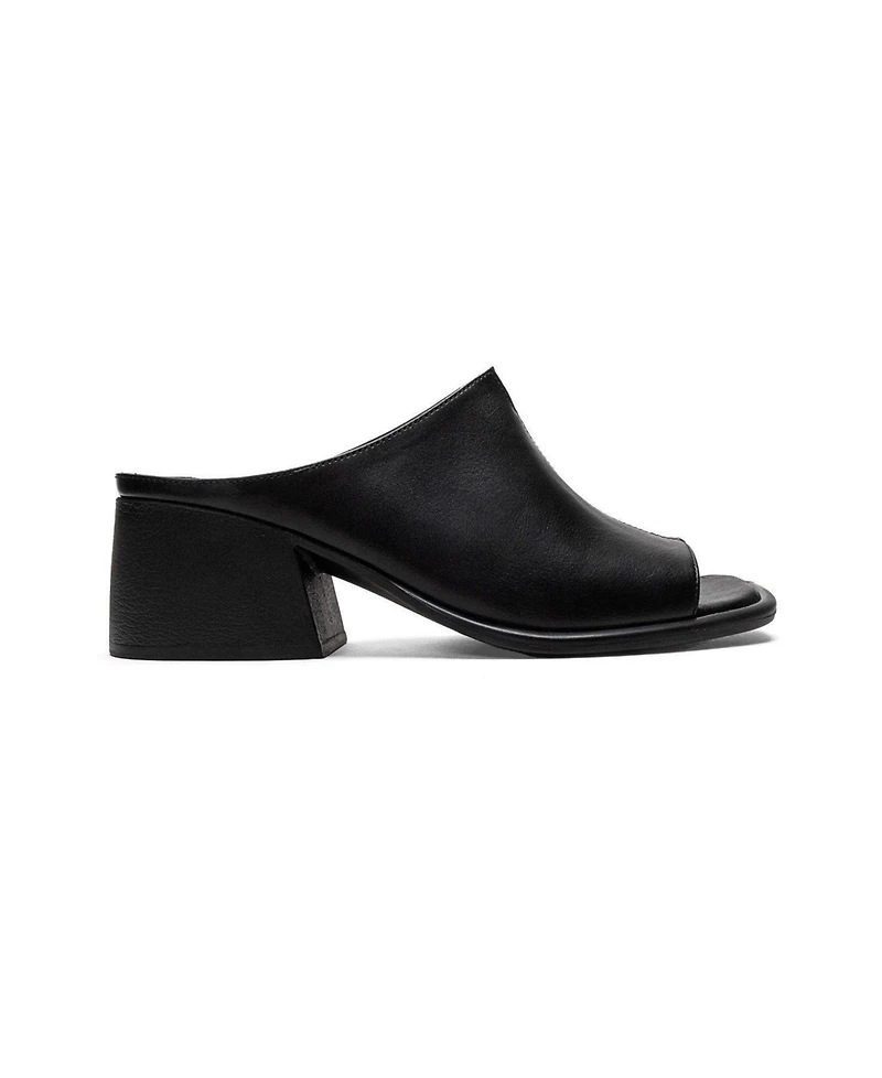Forever & Always Shoes Women's Sorex Leather Block Heel Sandal