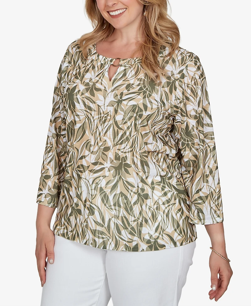 Hearts Of Palm Plus Green Leaf Printed Slub Top
