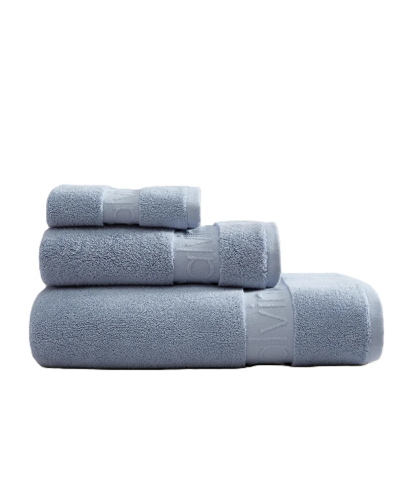 Calvin Klein Iconic Cotton Jacquard 3-Piece Towel Set