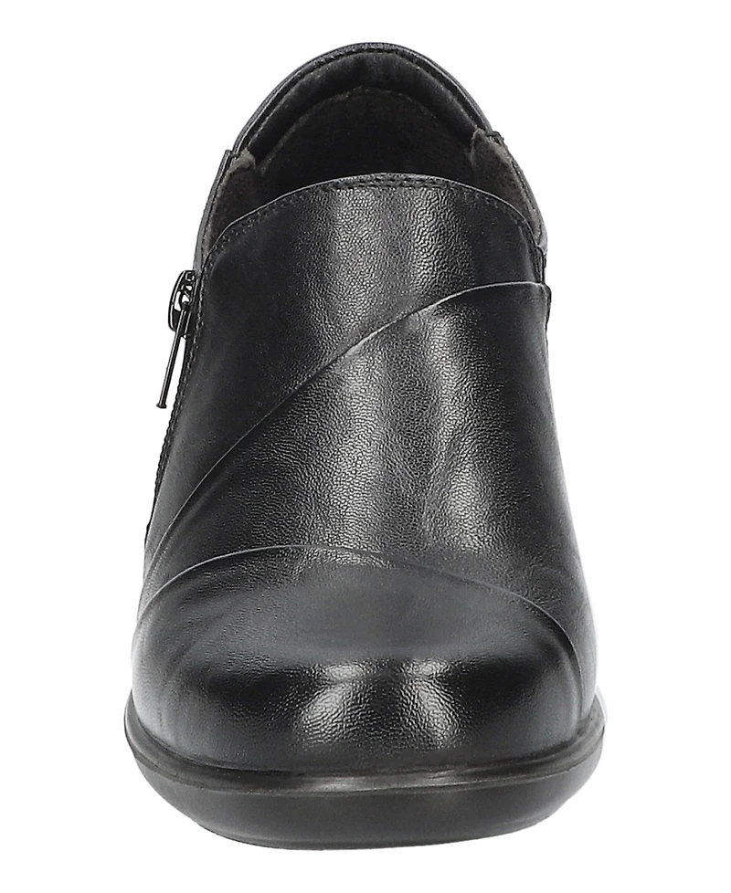 Easy Street Women's Rey Round Toe Shooties