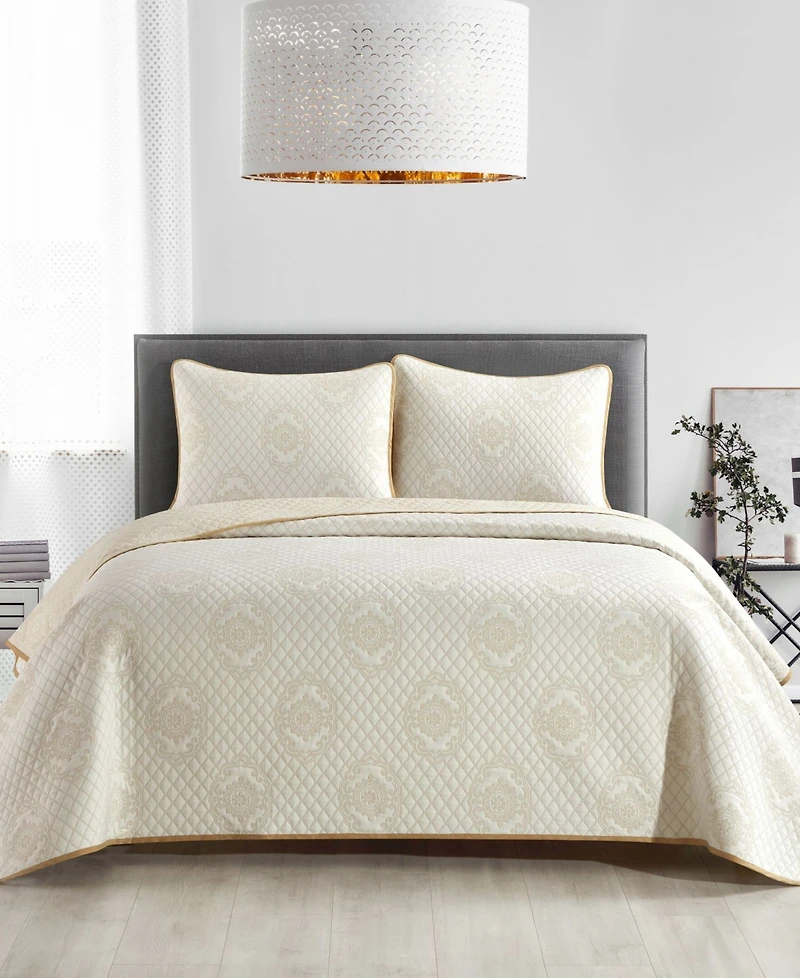 Stratford Park Leyla Medallion 3-Piece Quilt Set