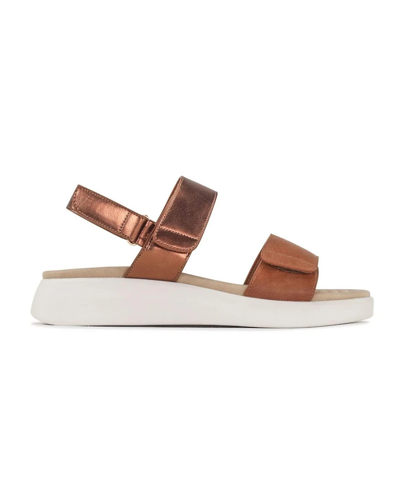 Los Cabos Women's Arica Leather Slip-On Sandal