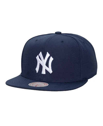 Mitchell & Ness Men's and Women's Navy New York Yankees Side Logo Snapback Hat