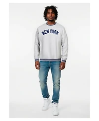 Champion Men's Heather Gray New York Yankees Reverse Weave Sweatshirt