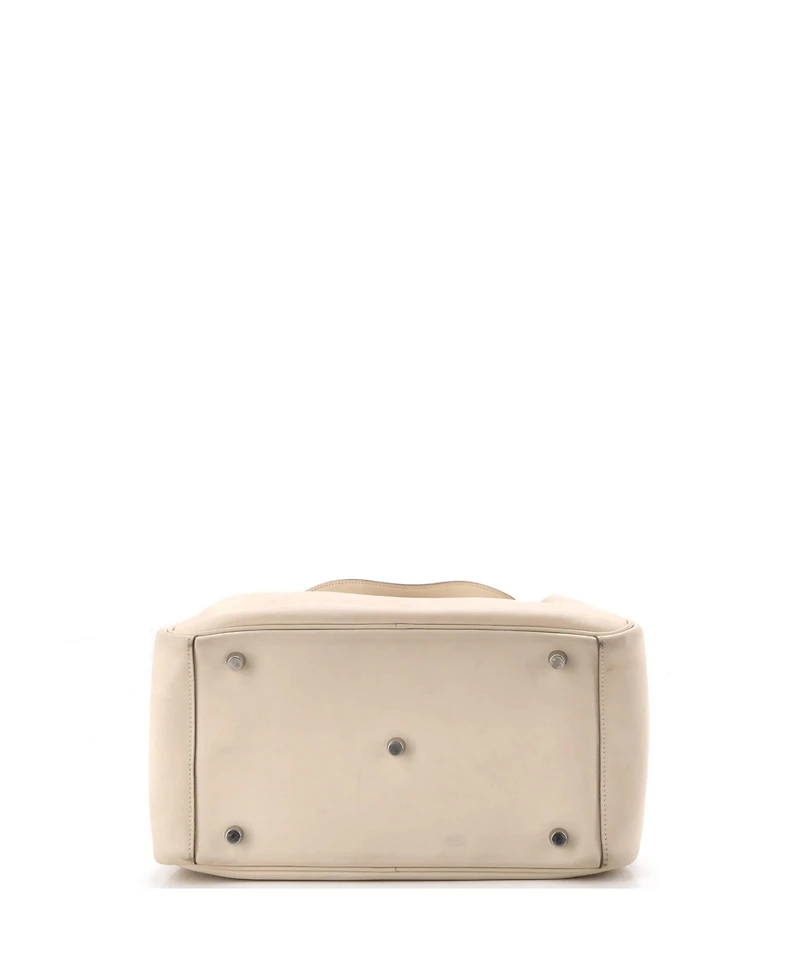 Pre-Owned HERMES 30 Lindy Bag Swift