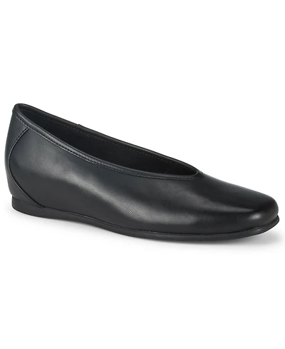 Baretraps Women's Ryalie Slip-On Flats