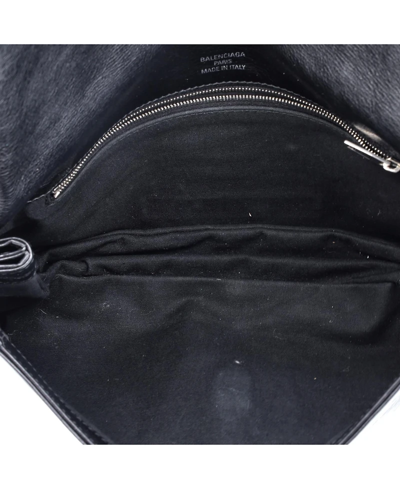 Pre-Owned Balenciaga Medium Bb Soft Flap Bag Leather