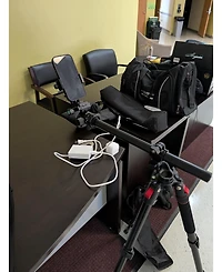 Neewer TP66 Camera Tripod with 22lb, 10kg for select iPhone models