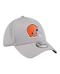 New Era Men's Gray Cleveland Browns Perforated 39THIRTY Flex Hat