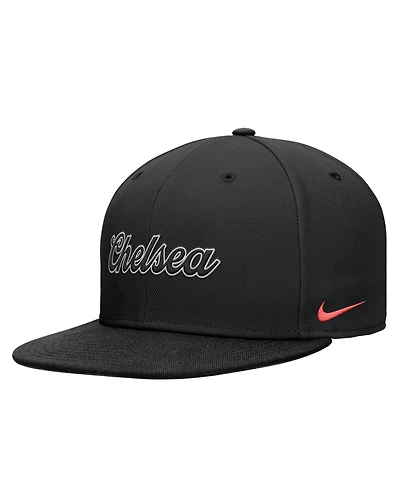 Nike Men's Black Chelsea Pro Snapback Hat