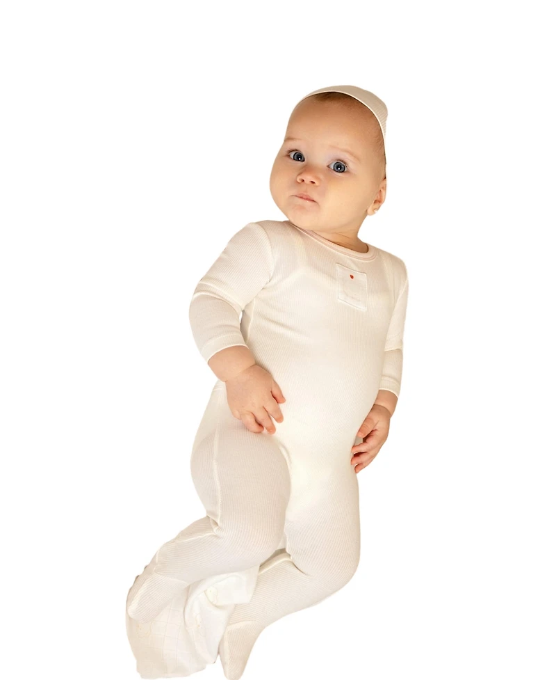 NoggiWear Baby Girls ( 1M to 9M ) Teddy Patch Footie And Beanie Set