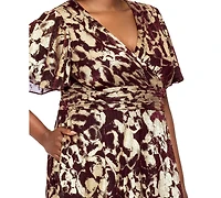 Betsy & Adam Plus Foil Fabric V-Neck Short-Sleeve Gown