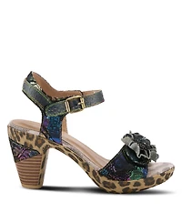 L'Artiste Women's Spring Step Wildcat Platform Buckle with Closure