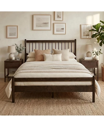 Streamdale Furniture Traditional Queen Size Pinewood Bed with Headboard and Footboard
