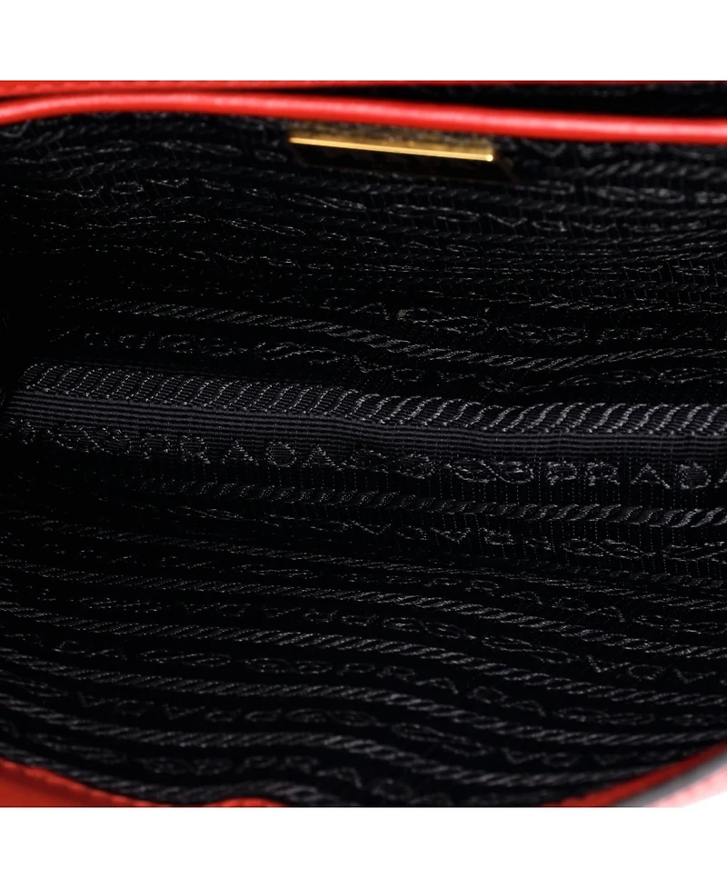 Pre-Owned Prada Small Chain Flap Bag Saffiano Leather