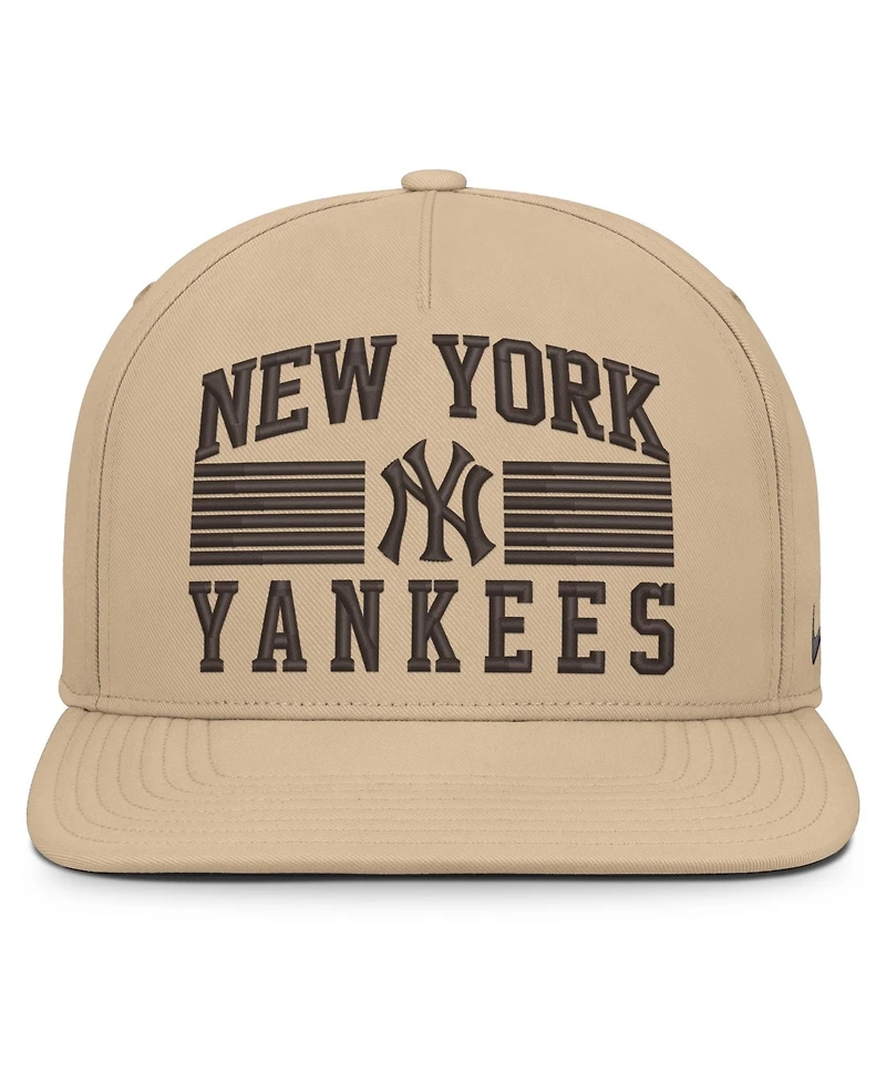 Nike Men's Khaki New York Yankees Desert Pro AeroBill Dri-fit Snapback Hat