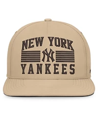 Nike Men's Khaki New York Yankees Desert Pro AeroBill Dri-fit Snapback Hat