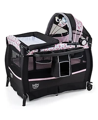 Costway Baby Bassinet Bedside Crib with Changing Table Mattress Detachable Canopy Basket