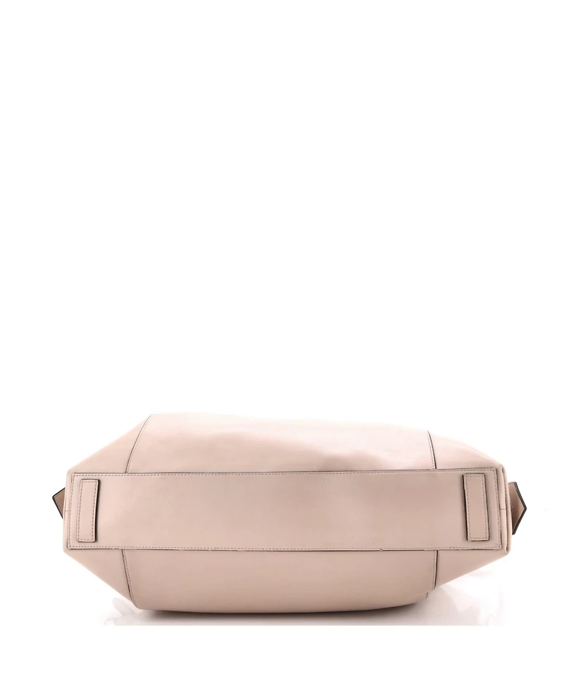 Pre-Owned Givenchy Medium Antigona Soft Bag Leather