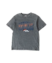 Gameday Couture Women's Gray Denver Broncos Peak Performance Oversized Snow Wash T-Shirt