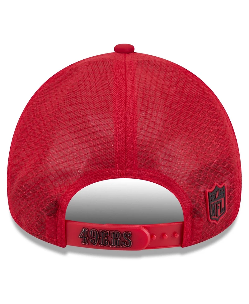 New Era Men's Scarlet San Francisco 49ers 2026 Sideline Apex 9FORTY Adjustable Trucker Hat