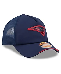 New Era Men's Navy New England Patriots 2026 Sideline Apex 9FORTY Adjustable Trucker Hat