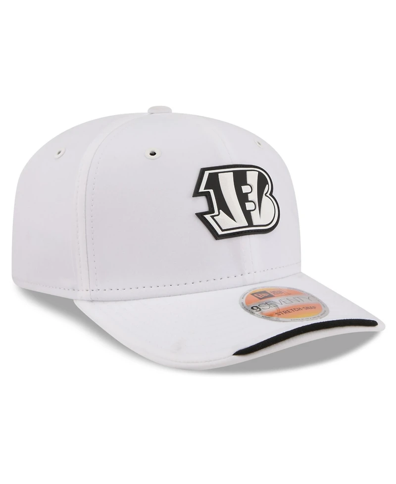 New Era Men's White Cincinnati Bengals 2026 Sideline 9SEVENTY Adjustable Hat