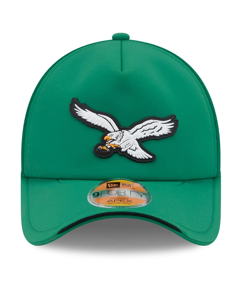 New Era Men's Kelly Green Philadelphia Eagles 2026 Sideline Throwback Apex 9FORTY Adjustable Trucker Hat