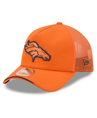 New Era Men's Orange Denver Broncos 2026 Sideline Apex 9FORTY Adjustable Trucker Hat