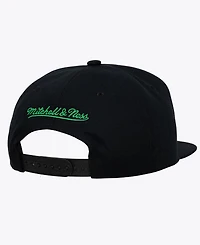 Mitchell & Ness Men's Boston Celtics Old School Snapback Structured-Fit Cap