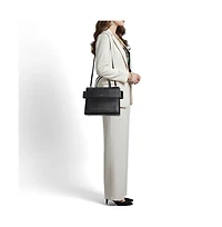 Pre-Owned Givenchy women's Leather Shoulder Bag