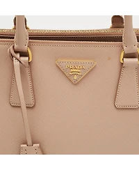 Pre-Owned Prada women's Leather Shoulder Bag